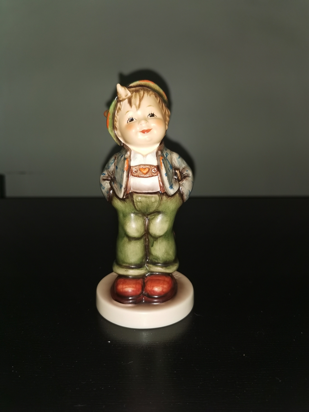 Geobel Hummel Hello World #429 TMK-7 Exclusive Edition Mint No Crazing 5.5"